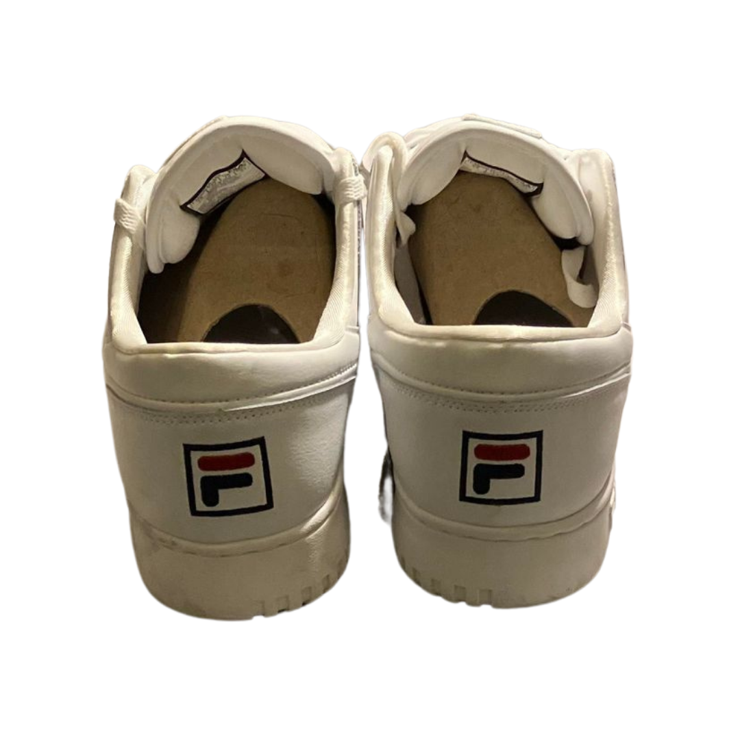 Fila tennis logo hotsell